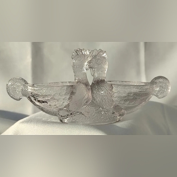 Antique Schmid Verreries DOUBLE ROOSTER Crystal glass salt cellar France cottage - Picture 2 of 11